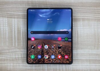 This could be the appearance of Google's first foldable phone