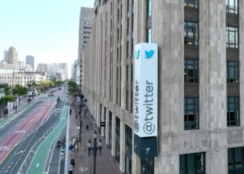 Elon Musk To Buy Twitter