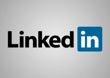 Users may schedule postings using a new function on LinkedIn
