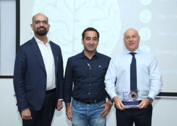 Entrepreneurs' Organization (EO) Organizes Cash Flow Story By Alan Miltz at IBA Karachi