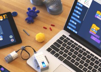 How To create detailed data-driven infographics using powered templates