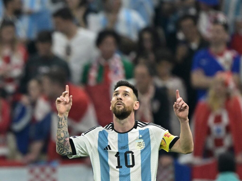 Messi, the "Greatest," is preparing for a fitting World Cup farewell
