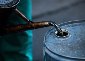 Pakistan pursues Russian crude oil at a 30-40% discount