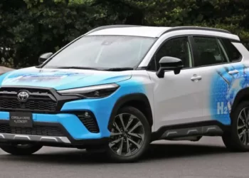 Toyota debuts Corolla Cross Hydrogen Concept