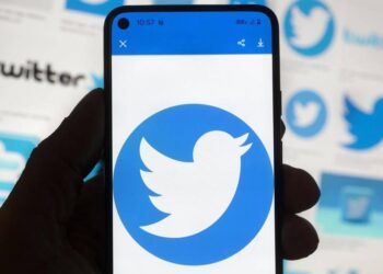 Twitter brings back its suicide prevention option