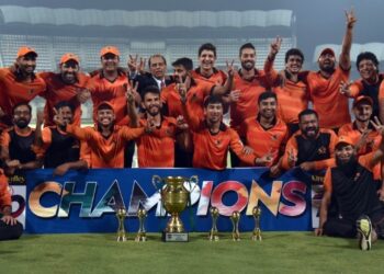 "billionaire PCB" yet to pay remaining amounts to local cricketers