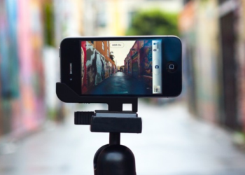 How To record video on your phone in an Emergency