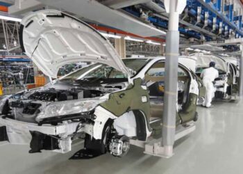 pakistan-approved-countrys-first-ever-vehicle-safety-standards