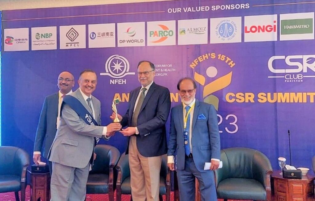 6-awards-given-to-almoiz-group-at-nfeh-annual-csr-summit