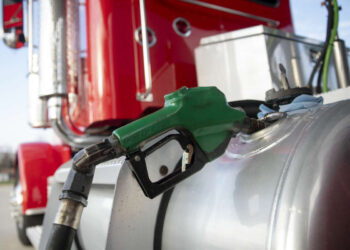 diesel-price-likely-to-go-down-by-rs-20-liter-from-march1
