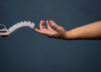 for-robots-scientists-built-e-skin-to-feel-the-touch