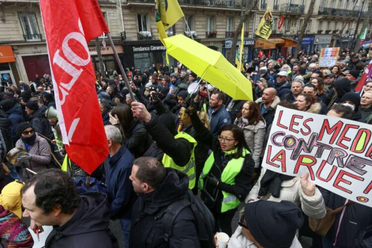 french-govts-push-to-pension-reforms-ignites-protests