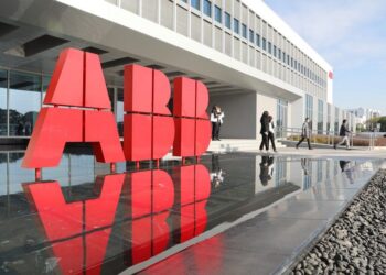 swiss-tech-giant-abb-wants-to-work-with-china-in-future