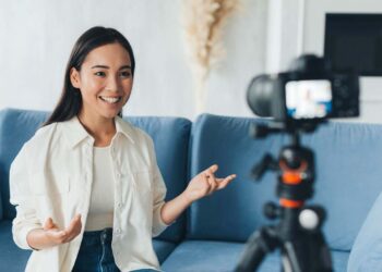 unskippable-8-part-video-series-course-launch-by-twitter