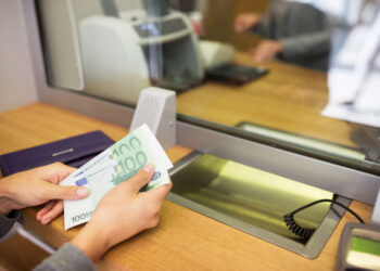 in-tax-fraud-prosecutors-raid-frances-largest-banks