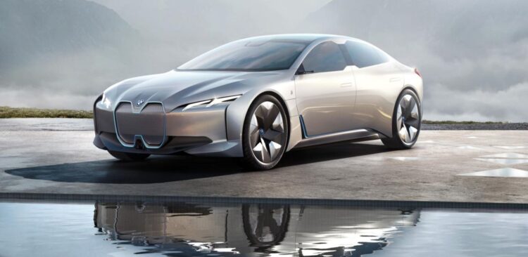 BMW sees 12% hike in sales of EV in US during Q1 2023