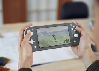 sony-is-developing-a-new-psp-like-device