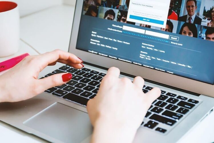 US, the rate of job creation slowed to 236,000 in March