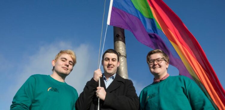 cambridge-under-fire-for-indoctrinating-pakistani