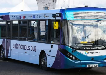 1st-self-driving-bus-service-has-launched-by-uk