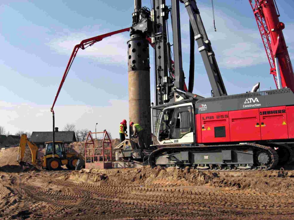 China's drilling rigs can now reach depths of up to 10,000 m