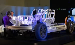 geelys-london-black-cab-unit-unveils-new-e-v-platform