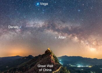 great-vega-star-how-to-see-it-from-150-trillion-miles