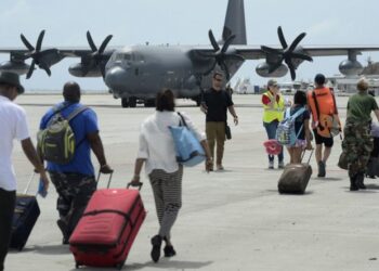 US lead 2nd convoy evacuates American citizens from Sudan