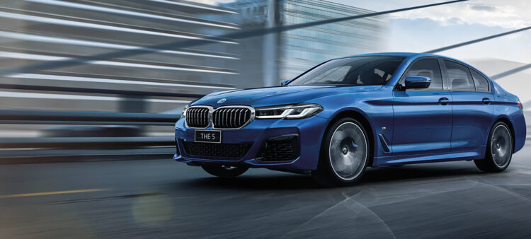bmw-unveils-the-all-new-5-series-sedan
