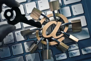 how-to-encrypt-your-email-why-it-should