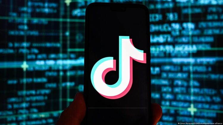 tiktok-will-reimburse-creators-of-viral-filters-effects