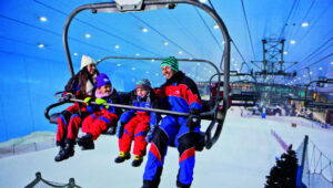 uae-brings-a-snow-park-to-scorching-desert-in-the-summer