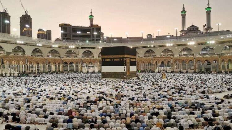 1100-reduced-in-hajj-cost-due-to-new-policies-application