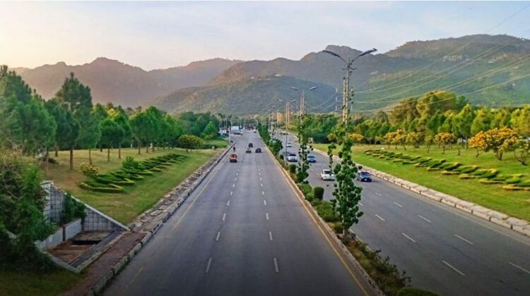 6 line Margalla Avenue inagurated by the PM for easy travel
