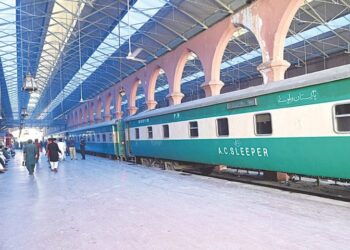 pakistan-railways-slashed-33-discount-on-fares-on-eid