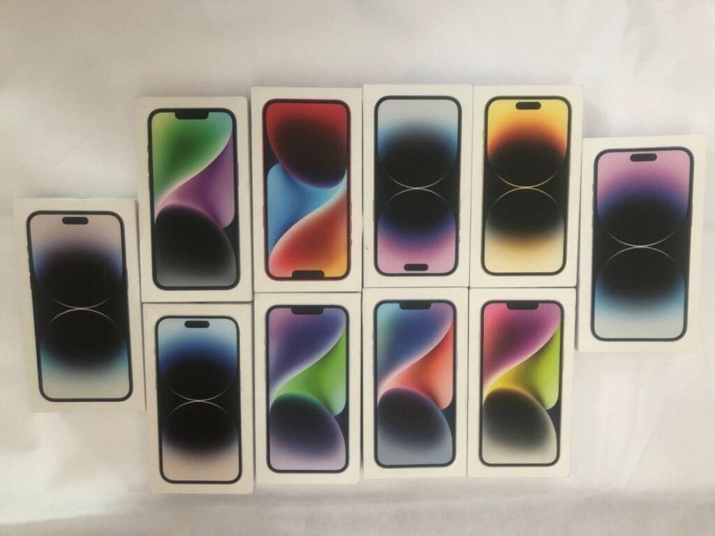 Custom capture Rs.60 mn+ worth of new iPhones at Isb Airport