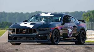 ford-introduces-mustang-dark-horse-r