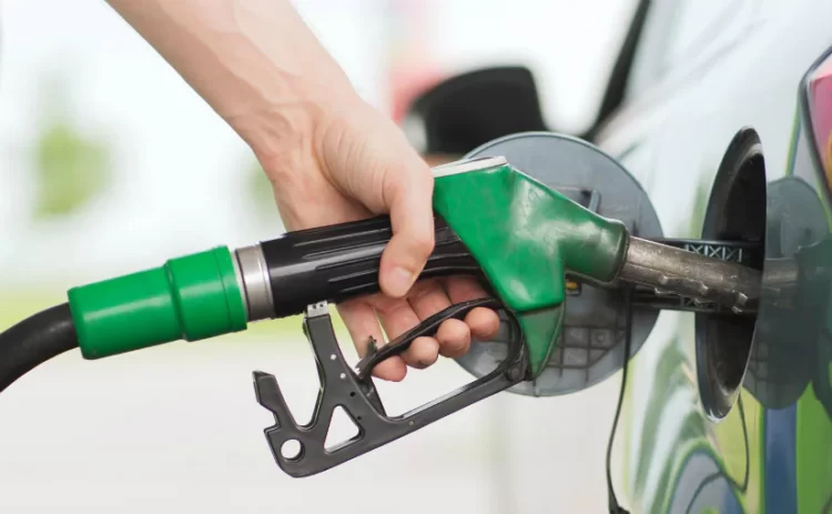 govt-slash-rs-9-on-petrol-and-rs-7-on-hsd-till-july-31
