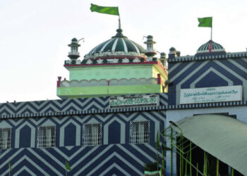 kmc-okay-3-days-public-holiday-on-abdullah-shah-ghazi-urs