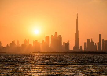 uae-slap-extreme-heatwave-of-50-c-for-1st-time-this-year