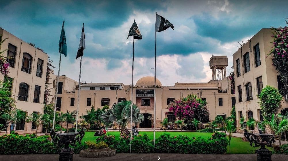 WHO endorse new Medical Journalism degree from UHS in 2023