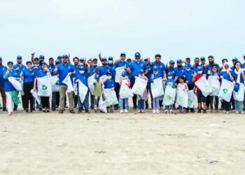 unity-foods-participates-in-beach-cleaning-activities