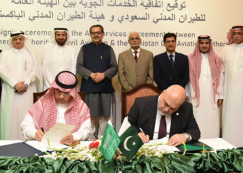 an-air-service-agreement-signs-between-pakistan-and-ksa