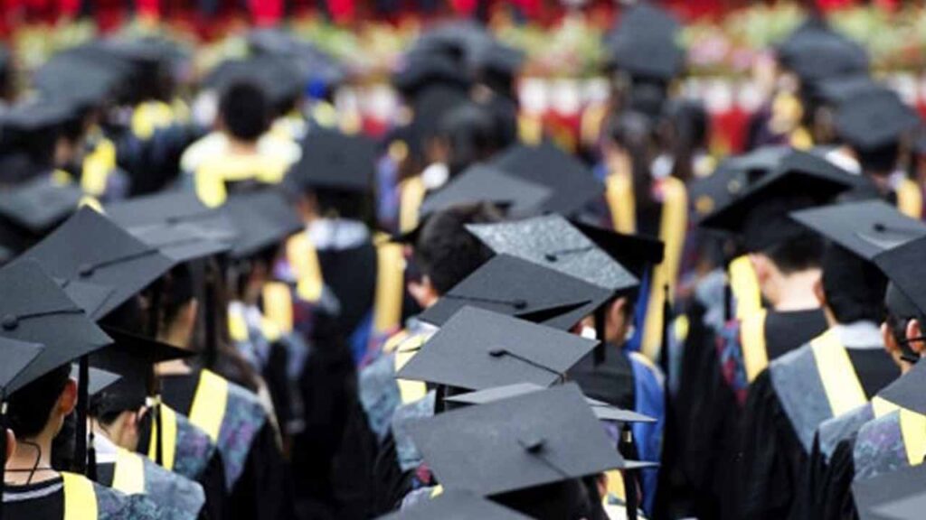 Chinese gov awarded 50 Pakistani students with scholarships