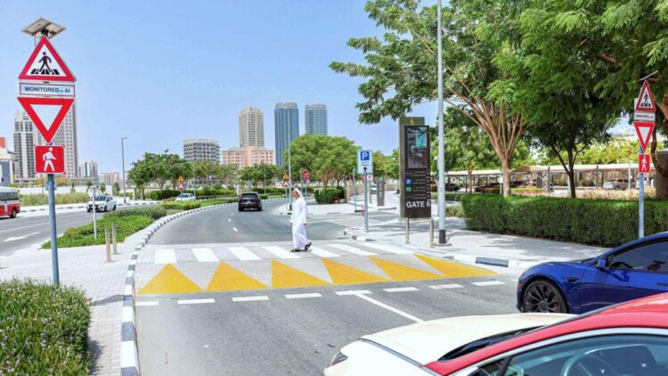 dubai-introduced-ai-powered-pedestrian-crossings