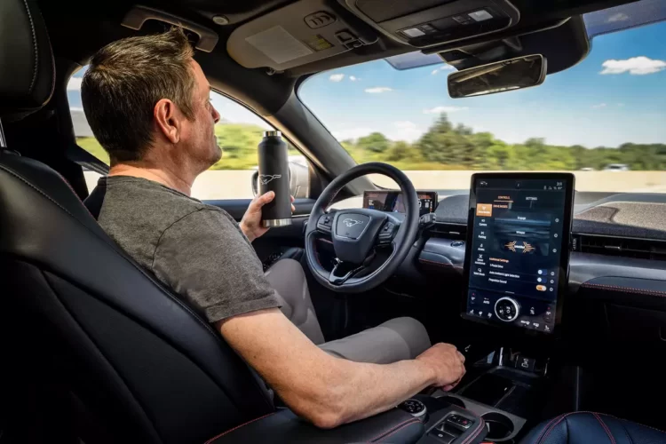 ford-introduces-hands-free-highway-driving