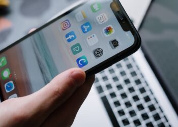 how-to-prevent-your-iphones-screen-from-turning-off-usually