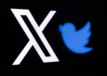 How to cover up the blue tick next to "X" in easy steps