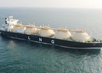pakistan-to-face-gas-crisis-to-not-buy-pricey-lng-for-24