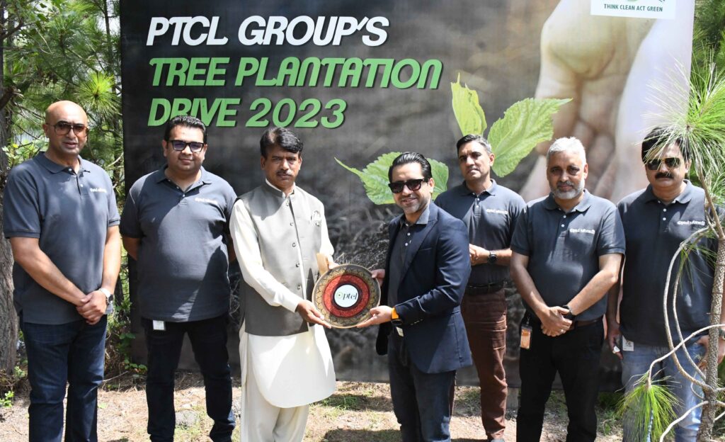 ptcl-partners-with-pha-to-plant-trees-at-murree-expressway